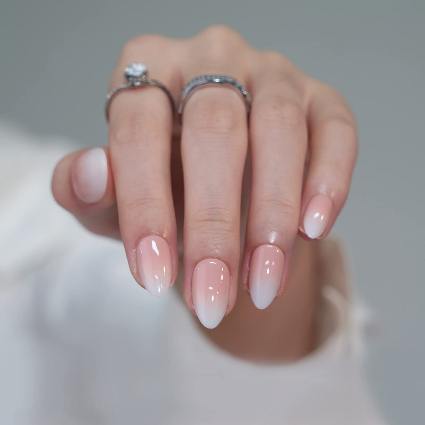 BTArtbox Soft Gel Press On Nails: Short Square Ombre | Vanilla Cream